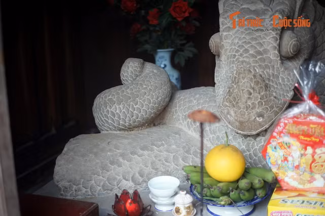 Khám phá tượng rồng tâm trạng phẫn uất ngàn tuổi độc nhất Việt Nam - Hình 8 Kham pha tuong rong tam trang phan uat ngan tuoi doc nhat Viet Nam-Hinh-8