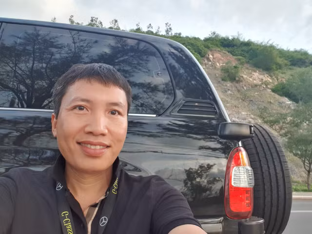 Thực chất tỷ phú thế giới đi xe giá rẻ có phải là tiết kiệm - Hình 8 Thuc chat ty phu the gioi di xe gia re co phai la tiet kiem-Hinh-8
