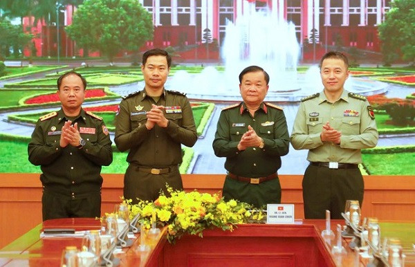 Viet Nam moi quan doi Trung Quoc, Lao va Campuchia tham gia dieu binh dip 30/4