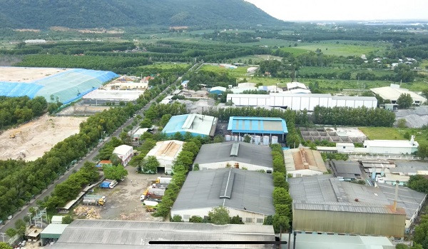 Bà Rịa – Vũng Tàu: Giám sát Nhà máy xử lý chất thải nguy hại Sao Việt Ba Ria – Vung Tau: Giam sat Nha may xu ly chat thai nguy hai Sao Viet