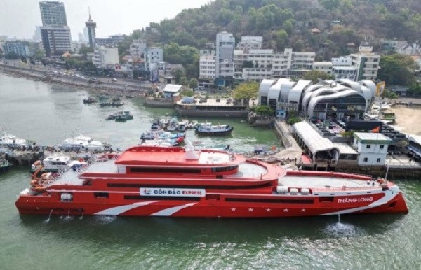 Vi sao tau cao toc di Con Dao phai tam dung hoat dong?