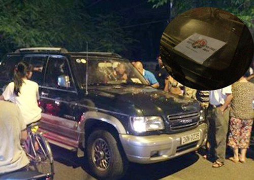 Chiếc xe gây tai nạn có đề biển Thanh tra Chính phủ phía trước.