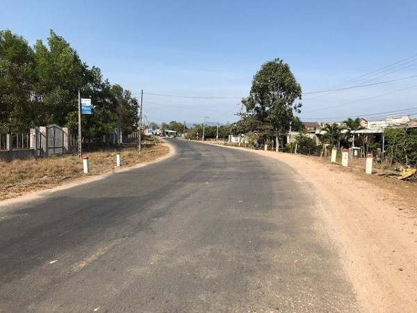 Bình Thuận: Nhà thầu Phan Đình có trúng gói sửa chữa mặt đường QL55? - Hình 2 Binh Thuan: Nha thau Phan Dinh co trung goi sua chua mat duong QL55?-Hinh-2