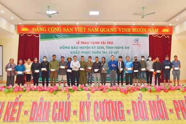 Trungnam Group se chia voi nhan dan Ky Son vuot qua lu du – thiet lap cuoc song moi