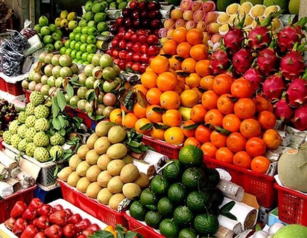 Thị trường trái cây nhộn nhịp vào mùa Thi truong trai cay nhon nhip vao mua