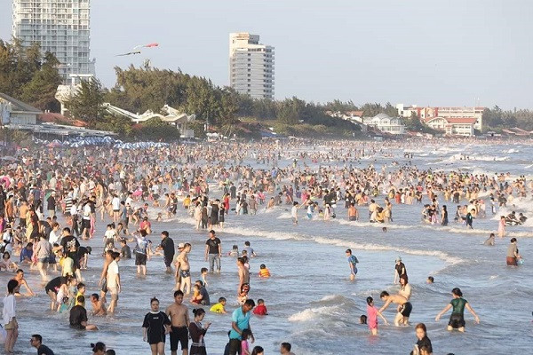 Bà Rịa - Vũng Tàu đón hơn 684.000 lượt khách trong dịp Tết Nguyên đán Ba Ria - Vung Tau don hon 684.000 luot khach trong dip Tet Nguyen dan