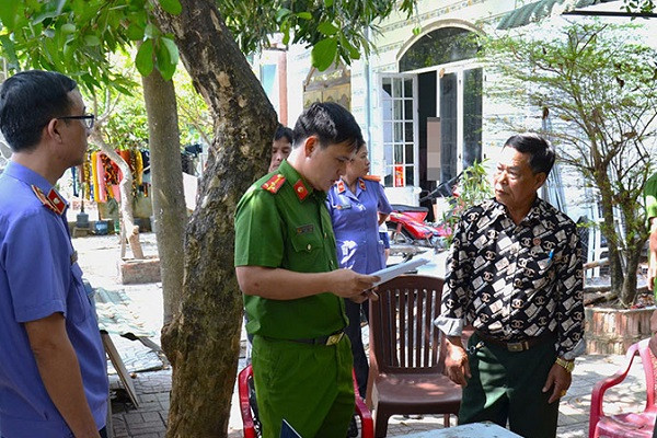 BR-VT: Bắt đối tượng lợi dụng các quyền tự do dân chủ xâm phạm lợi ích của Nhà nước BR-VT: Bat doi tuong loi dung cac quyen tu do dan chu xam pham loi ich cua Nha nuoc