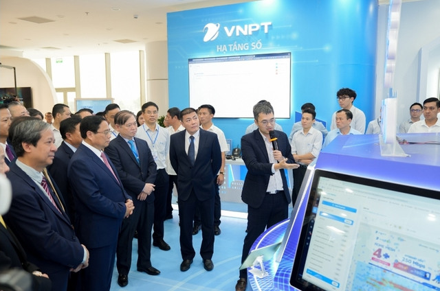 Chủ tịch VUSTA Phan Xuân Dũng tham dự ngày hội Đổi mới sáng tạo Việt Nam 2024 Chu tich VUSTA Phan Xuan Dung tham du ngay hoi Doi moi sang tao Viet Nam 2024