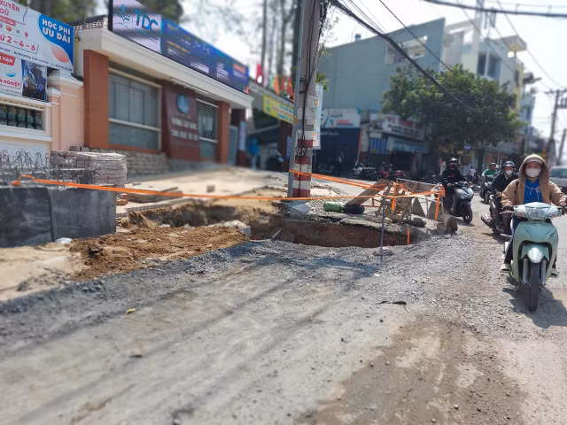 Cong trinh xay dung he thong thoat nuoc duong Vo Van Ngan hien ra sao?-Hinh-10