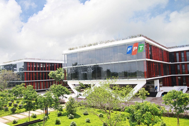Lãi ròng năm 2021 của FPT đạt 4,3 nghìn tỷ đồng, tăng 23% so cùng kỳ Lai rong nam 2021 cua FPT dat 4,3 nghin ty dong, tang 23% so cung ky