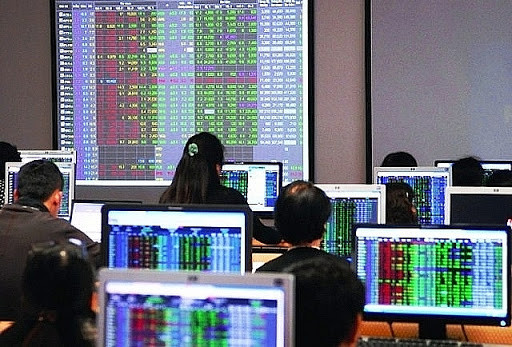 Chứng khoán ngày 6/10: FMC, VHC và GMD được khuyến nghị thế nào? Chung khoan ngay 6/10: FMC, VHC va GMD duoc khuyen nghi the nao?