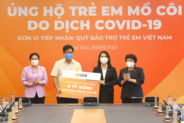 Chia sẻ yêu thương: SHB ủng hộ 1.600 trẻ em mồ côi do đại dịch COVID-19 Chia se yeu thuong: SHB ung ho 1.600 tre em mo coi do dai dich COVID-19