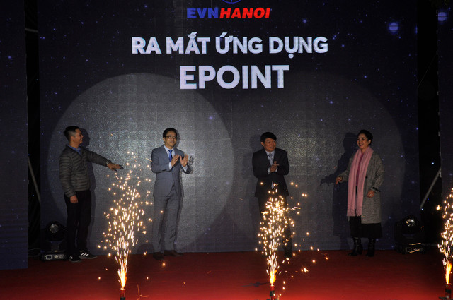 “Dien” voi “dan” da gan voi nhau nhu the nao?-Hinh-2