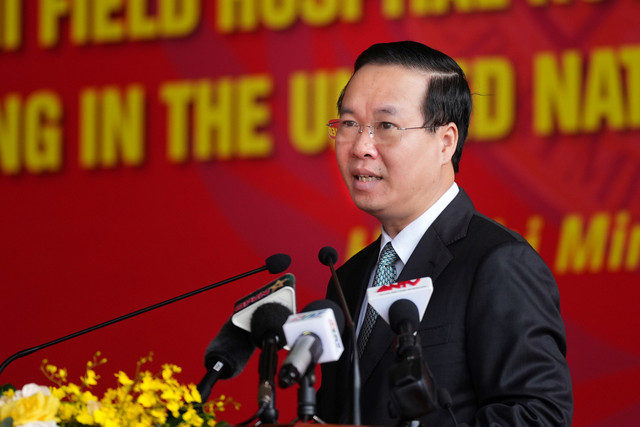 Chu tich nuoc tien 63 chien si mu noi xanh thuc hien nhiem vu gin giu hoa binh