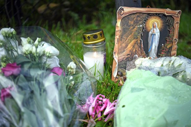 Thông tin sốc: Cảnh sát Anh nói rằng 39 thi thể trong container đều là người Việt - Hình 2 Thong tin soc: Canh sat Anh noi rang 39 thi the trong container deu la nguoi Viet-Hinh-2