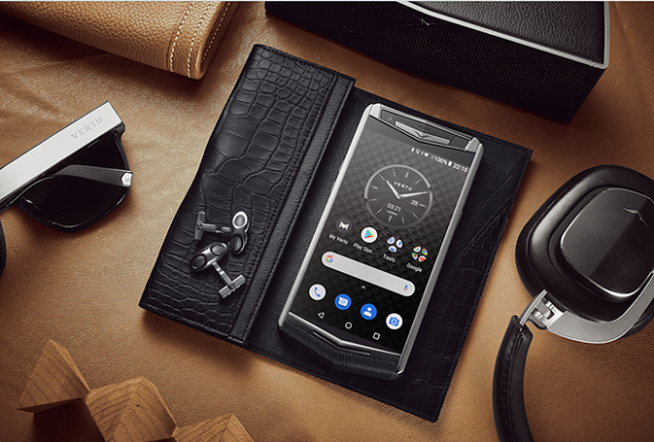 Cận cảnh chiếc điện thoại đắt đỏ của CEO Hồ Nhân - Hình 6 Can canh chiec dien thoai dat do cua CEO Ho Nhan-Hinh-6
