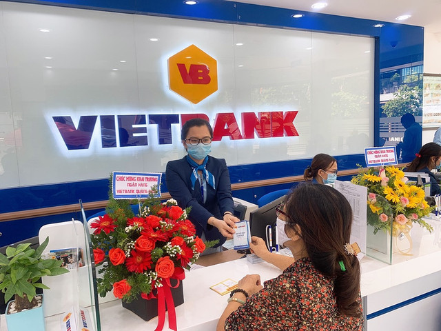 VietBank ngậm ngùi báo lãi quý 1 suy giảm, tín dụng tăng trưởng âm VietBank ngam ngui bao lai quy 1 suy giam, tin dung tang truong am
