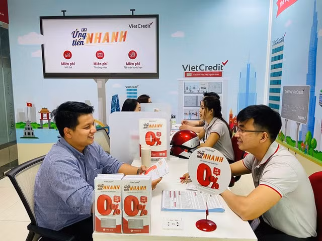 VietCredit lo nang 185 ty trong 6 thang, tin dung tang truong am 22,9%