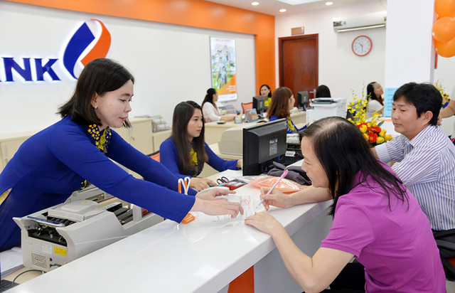 Kế hoạch lãi 530 tỷ, PG Bank đang bị kìm hãm tăng trưởng? Ke hoach lai 530 ty, PG Bank dang bi kim ham tang truong?