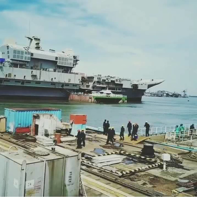 Tàu sân bay đầu tiên của Ấn Độ sau 10 năm hạ thuỷ giờ ra sao? Tau san bay dau tien cua An Do sau 10 nam ha thuy gio ra sao?