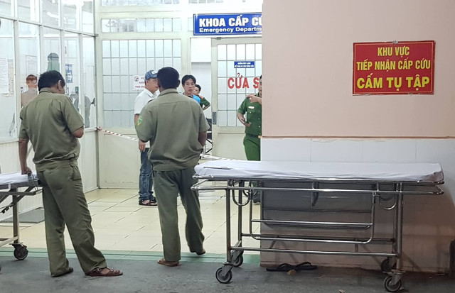 Chủ doanh nghiệp bất động sản ở Sài Gòn nghi nổ súng vào đầu tự sát tại bệnh viện Trưng Vương Chu doanh nghiep bat dong san o Sai Gon nghi no sung vao dau tu sat tai benh vien Trung Vuong