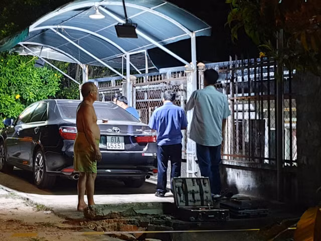 Ke gian dap kinh o to trom tui xach chua hon 1,5 ty-Hinh-2