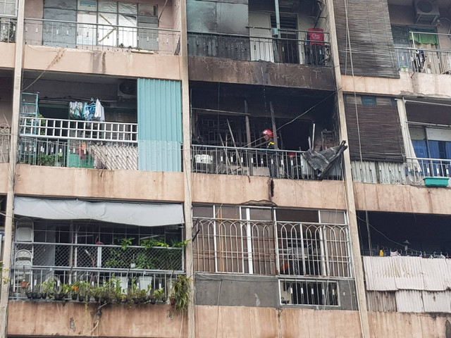 Hàng chục người mắc kẹt kêu cứu ở ký túc xá Cao đẳng kỹ thuật Cao Thắng Hang chuc nguoi mac ket keu cuu o ky tuc xa Cao dang ky thuat Cao Thang