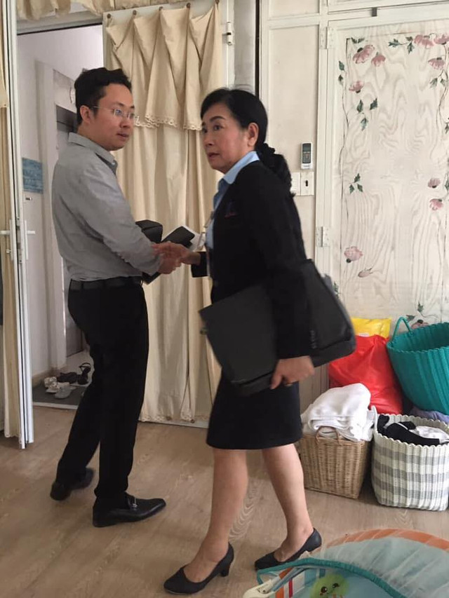 Khởi tố vụ án thẩm phán và giảng viên bị tố “bắt cóc” 3 cháu nhỏ ở Sài Gòn - Hình 2 Khoi to vu an tham phan va giang vien bi to “bat coc” 3 chau nho o Sai Gon-Hinh-2