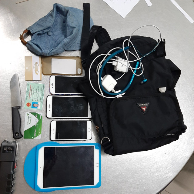 2 anh em ruột trói chân tay người phụ nữ ở chung cư cao cấp cướp 200 triệu - Hình 2 2 anh em ruot troi chan tay nguoi phu nu o chung cu cao cap cuop 200 trieu-Hinh-2