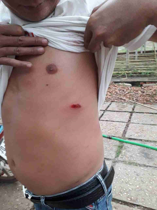 Băng giang hồ xăm trổ nổ súng truy sát cả gia đình ở Sài Gòn - Hình 2 Bang giang ho xam tro no sung truy sat ca gia dinh o Sai Gon-Hinh-2