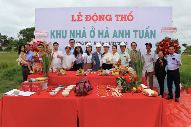 Vua khoi cong du an khu nha o, Cty Ha Anh Tuan bi ngan hang rao ban no