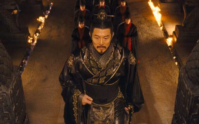 So phan bi kich cua con gai Tan Thuy Hoang-Hinh-4