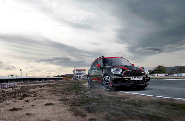 THACO ap dung cac mau MINI voi gia moi hap dan tu thang 7/2020-Hinh-3