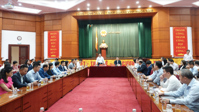 Bộ Tài chính bàn cách tháo gỡ khó khăn cho thị trường tài chính Bo Tai chinh ban cach thao go kho khan cho thi truong tai chinh