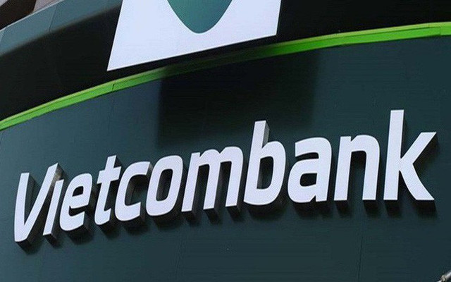 Lên tiếng về vụ sao kê tài khoản, Vietcombank lãi từ dịch vụ lớn như nào? Len tieng ve vu sao ke tai khoan, Vietcombank lai tu dich vu lon nhu nao?