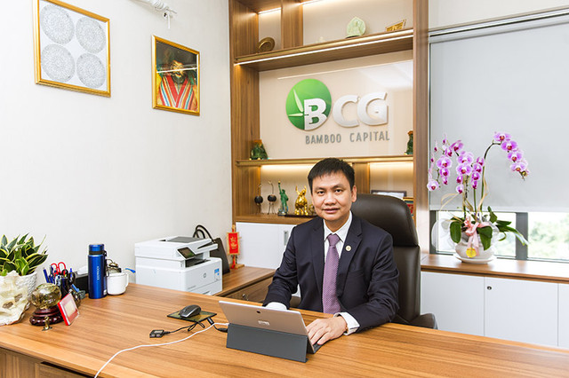 Vừa bị bán giải chấp, Chủ tịch Nguyễn Hồ Nam đăng ký mua lại 5 triệu cổ phiếu BCG Vua bi ban giai chap, Chu tich Nguyen Ho Nam dang ky mua lai 5 trieu co phieu BCG