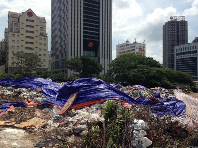 Can canh nui rac chat thanh “nui” giu thu do, mui hoi nong nac-Hinh-8