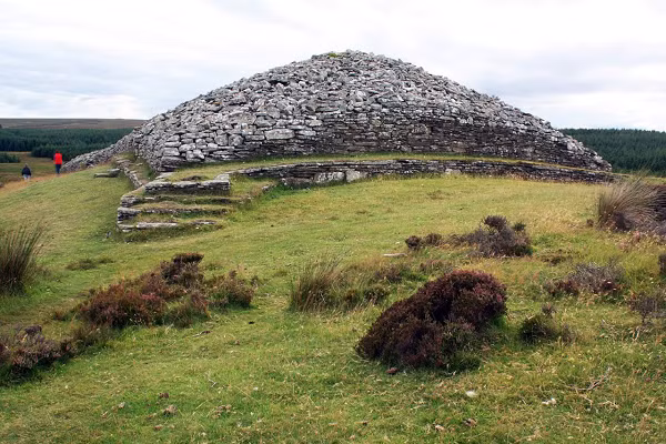 Sung sot khi phat hien chi tiet nay trong ngoi mo co dac biet-Hinh-2