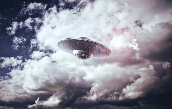 Cựu sĩ quan Lầu Năm Góc tiết lộ gây sốc về "Tic Tac UFO" - Hình 11 Cuu si quan Lau Nam Goc tiet lo gay soc ve