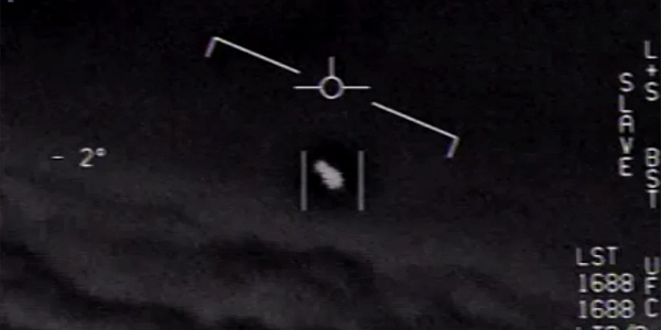Cựu sĩ quan Lầu Năm Góc tiết lộ gây sốc về "Tic Tac UFO" - Hình 5 Cuu si quan Lau Nam Goc tiet lo gay soc ve