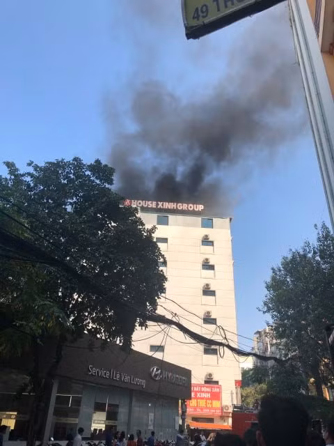 Chung cu mini House Xinh Group boc chay du doi-Hinh-4