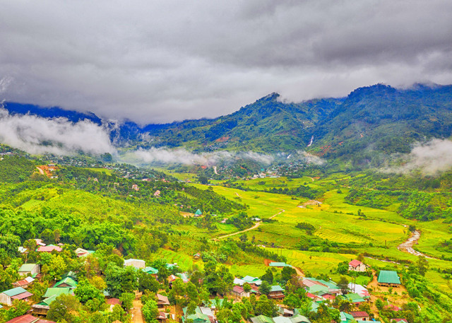 Yên bình Tu Mơ Rông Yen binh Tu Mo Rong