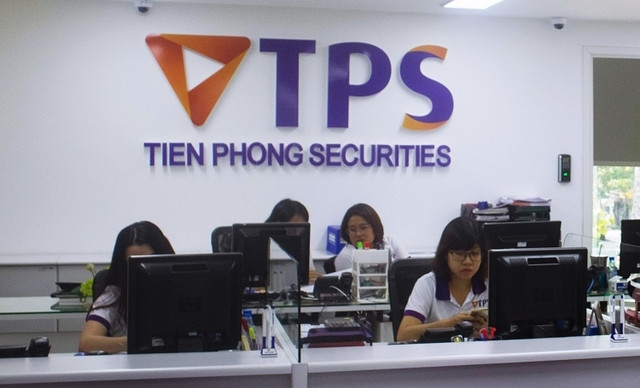 Lợi nhuận quý 2 và 6 tháng của Chứng khoán Tiên Phong tăng mạnh Loi nhuan quy 2 va 6 thang cua Chung khoan Tien Phong tang manh