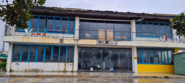 Nha hang, khach san tren tuyen duong 5 sao o Da Nang bo hoang vi vang khach-Hinh-3