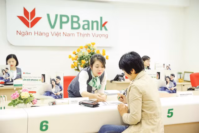 VPBank len ke hoach loi nhuan tang gap doi, phat hanh gan 3,5 ty co phieu, mua 100% von Bao hiem OPES