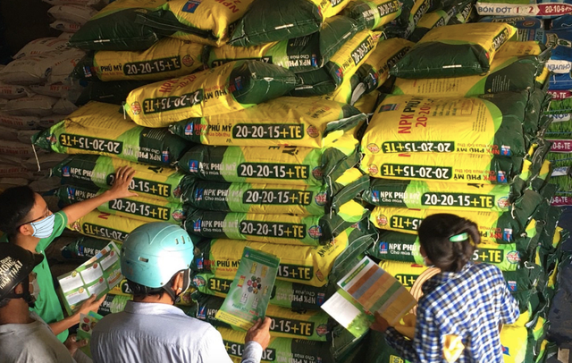 DPM: Sản lượng tiêu thụ hơn 450 ngàn tấn, đạt 41% kế hoạch năm DPM: San luong tieu thu hon 450 ngan tan, dat 41% ke hoach nam