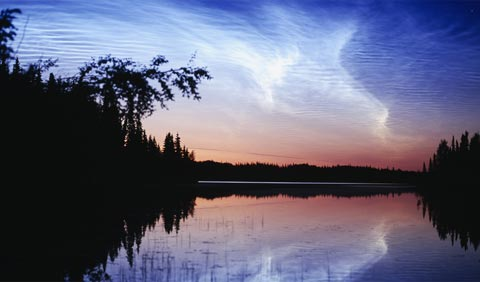 Bất ngờ mây dạ quang xuất hiện trên núi Bà Đen - Hình 4 Bat ngo may da quang xuat hien tren nui Ba Den-Hinh-4