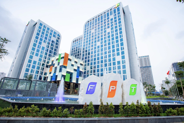 Loi nhuan kha quan, lieu co phieu FPT co con chiu ap luc ban manh?-Hinh-2