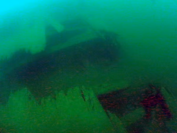 Bi an ho nuoc dang so voi 2.500 con tau mat hut-Hinh-9