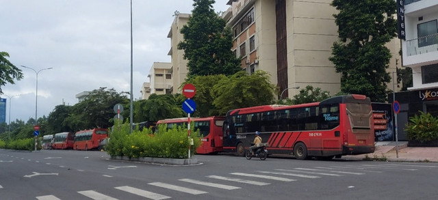 Quan 10, TP HCM: Sau phan anh cua bao chi, duong D8 khong con nhech nhac-Hinh-2